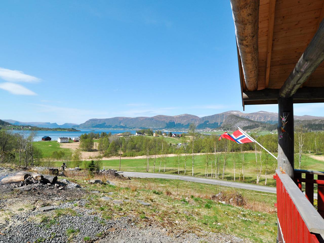 Lenebu in Vanylven