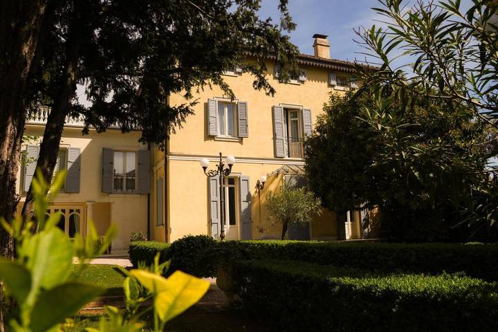 B&b per 4 persone, con Idromassaggio e Terrazza nonché Giardino e Sauna a Castelvetro di Modena