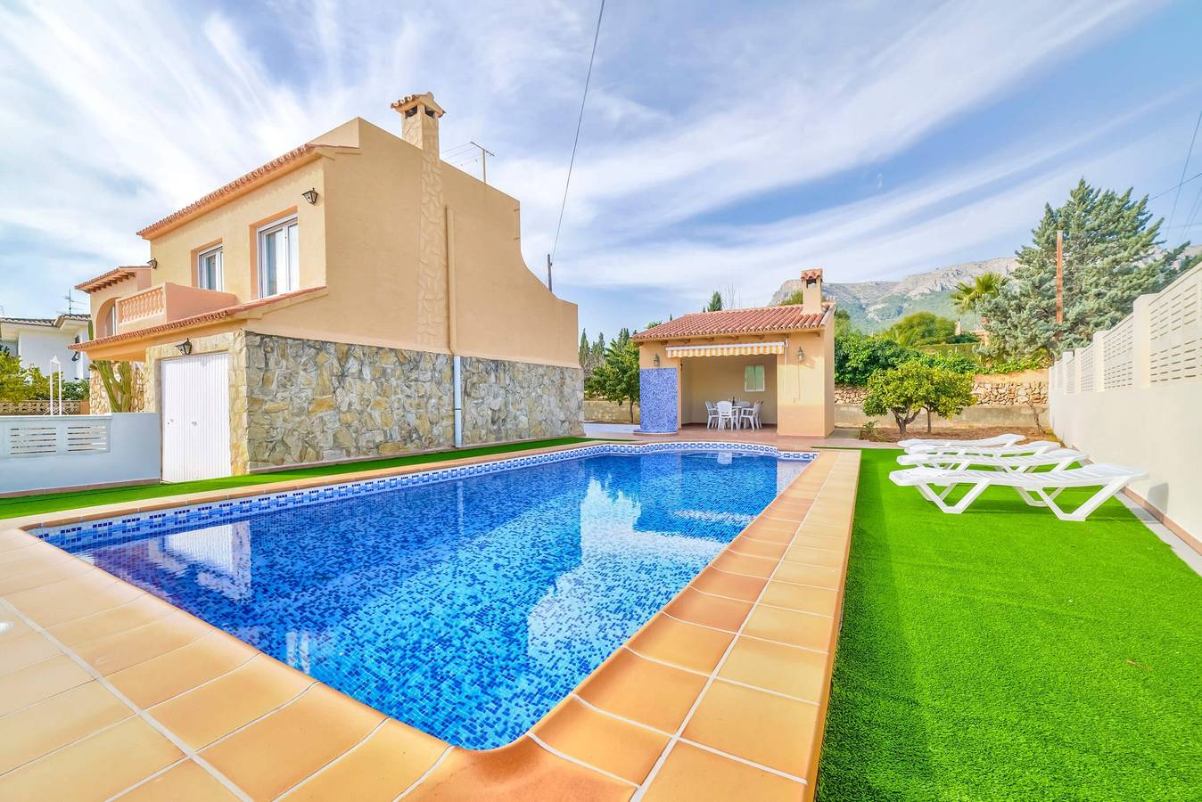 Villa Benicolada - Plusholidays in Benicolada, Calpe