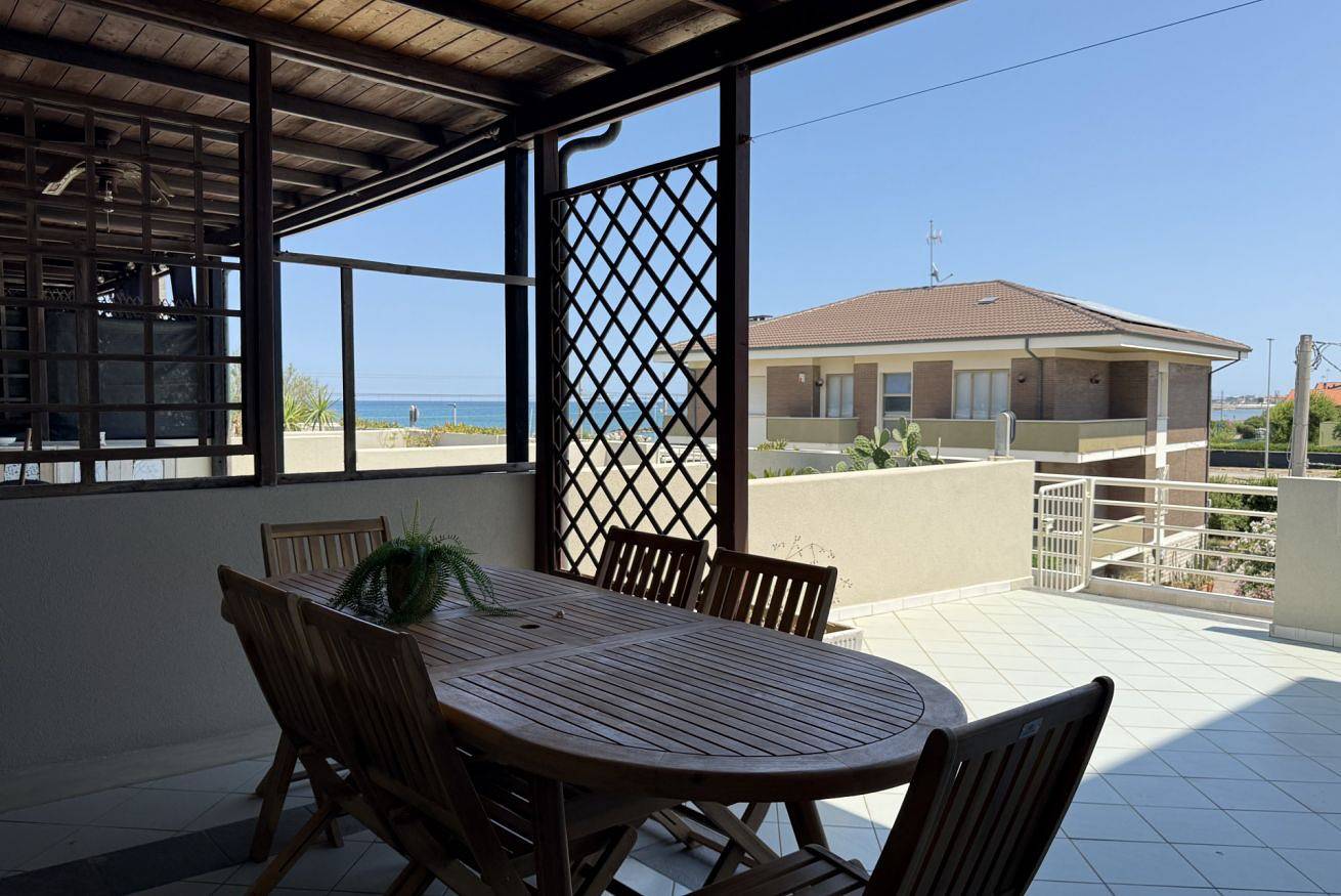 Apartamento entero, F013 - Fano, one-bedroom apartment with a large sea-view terrace in Fano (desambiguación), Fano (Municipio)