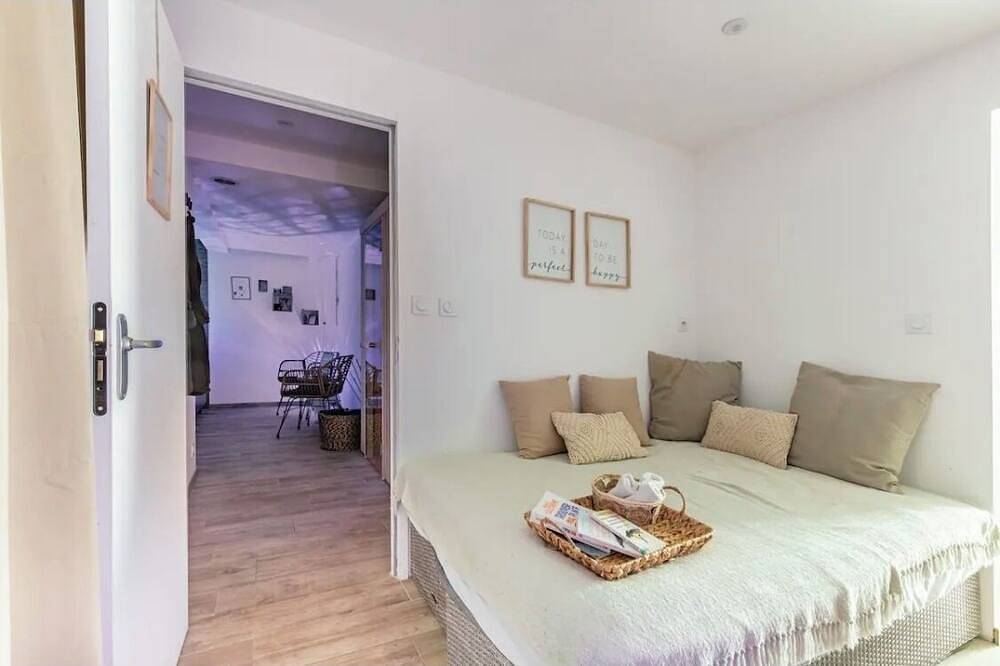 Villa Sweet Home & Spa Charme Calme Convivialité un  Havre de Paix prêt d'Angers in Seiches-sur-le-Loir, Région d'Angers