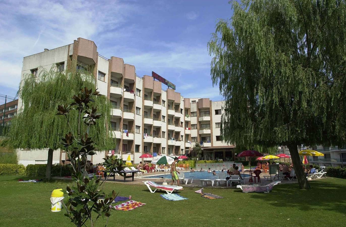 Apartamento vacacional con piscina exterior y wifi in Central Lloret de Mar, Lloret de Mar