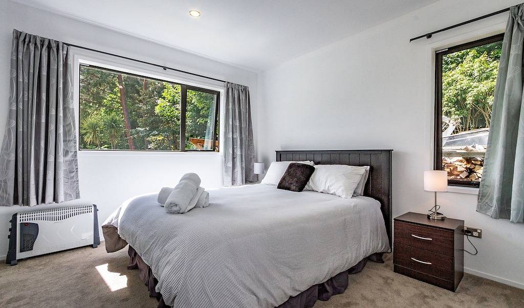 2 houses for the price of 1 in Ohakune, Ruapehu District