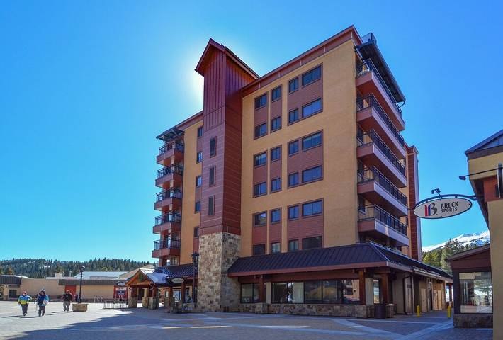 Vacation apartment for 6 people, with hot tub and pool as well as balcony and sauna in Breckenridge