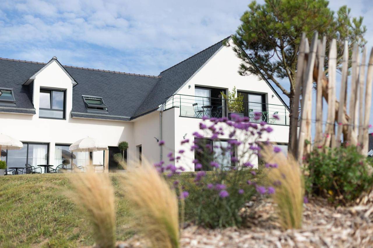 Double Room with Pool View in Plouarzel, Région de Brest
