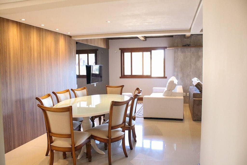 Ganze Wohnung, Deluxe Apartamento Gramado 35People, klimatisiert 8dorm 7wc in Gramado, Rio Grande do Sul