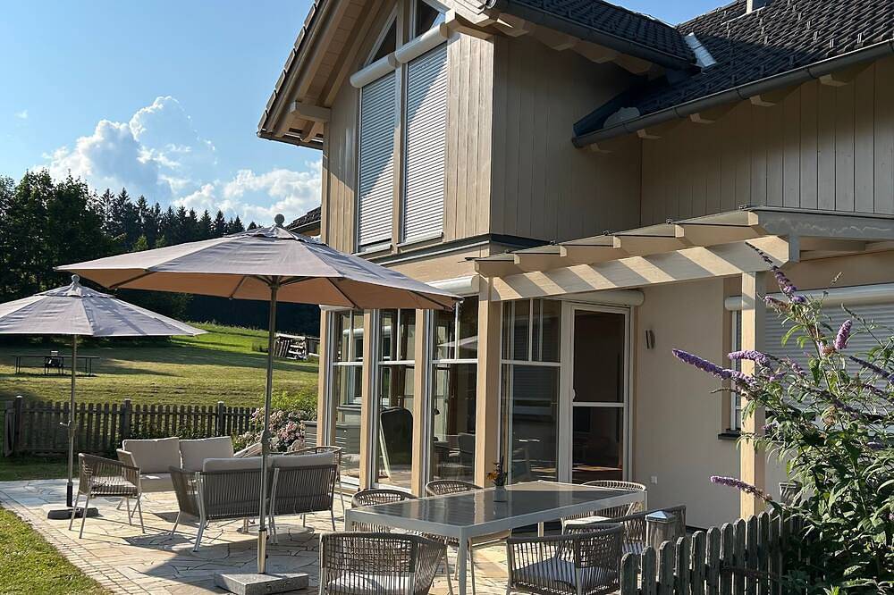 Ferienhaus umgeben von Bergen und Skigebieten in Nötsch im Gailtal, Gailtal