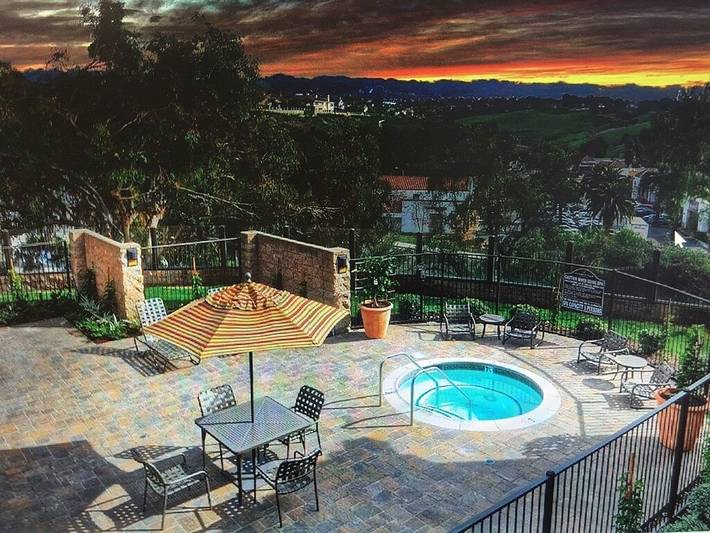 Vacation rental for 6 people, with pool and hot tub as well as terrace in Dana Point