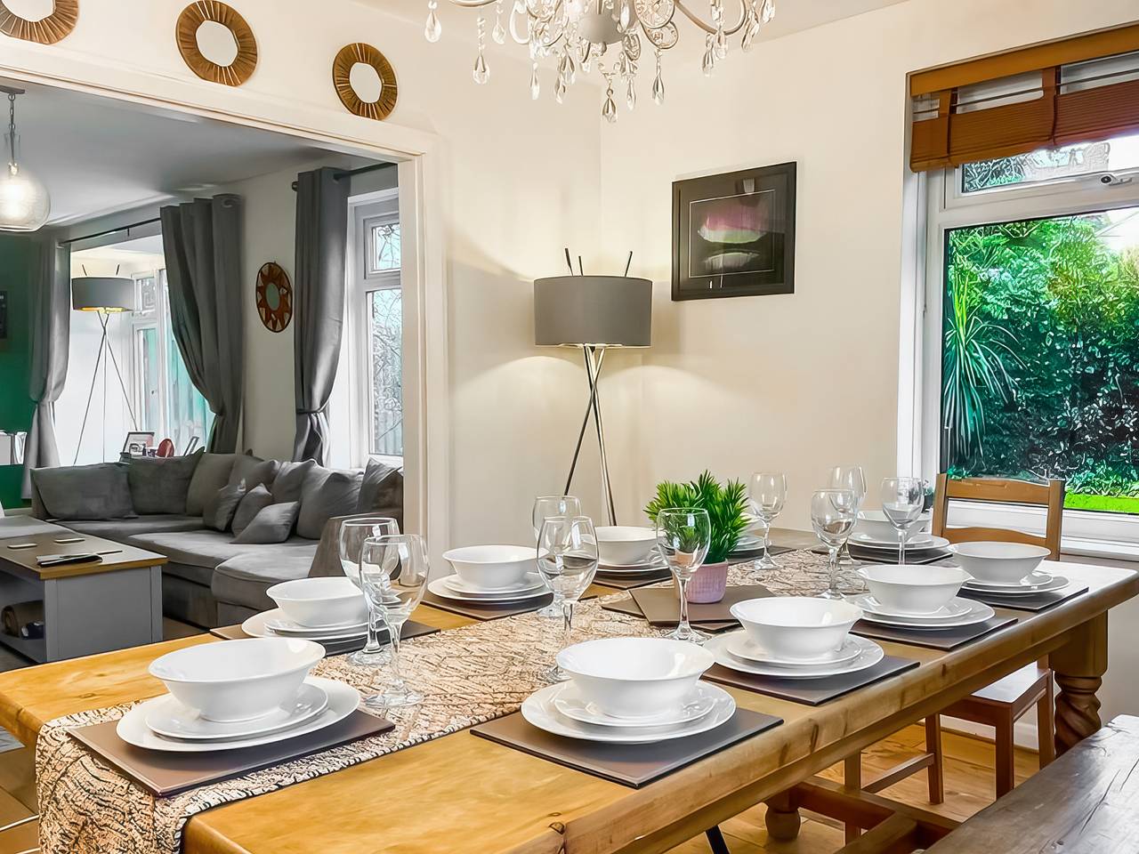 Cross Lane Cottage in Leeds, West Yorkshire