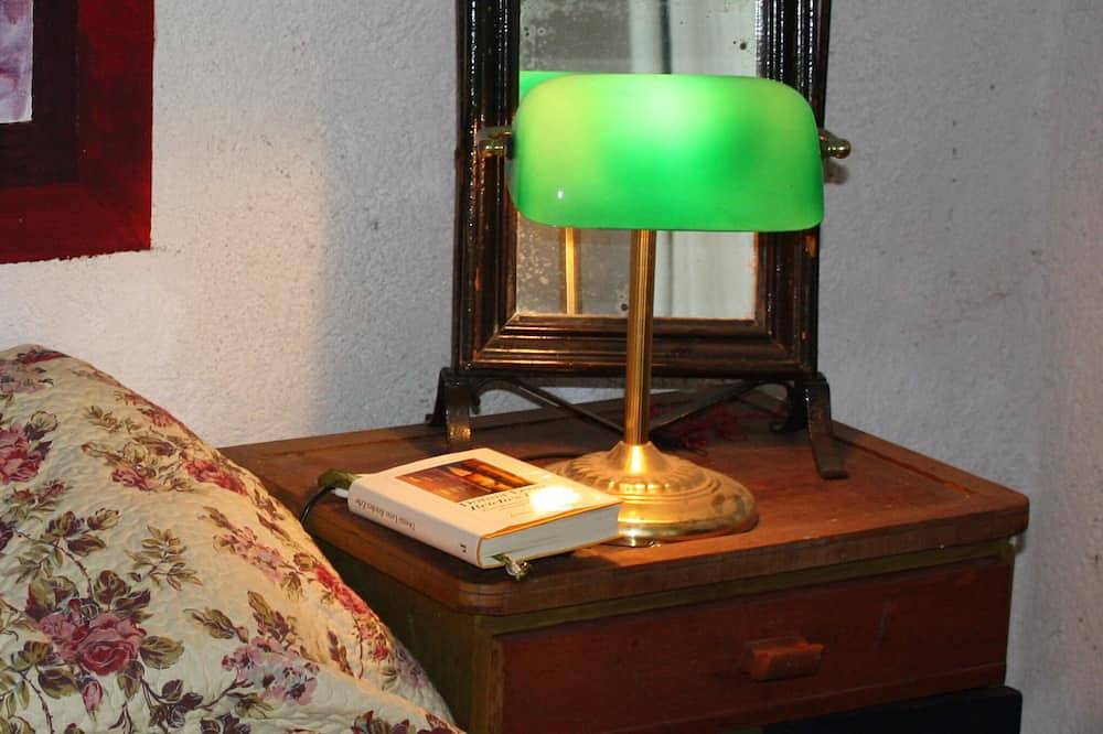 Ein freistehendes Künstlerhaus mitten im Olivenhain, Citra in Prelà Castello, Vasia