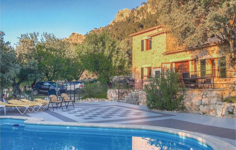 Casa rural para 6 personas, con Terraza además de Jardín y Piscina en las Islas Baleares - 2
