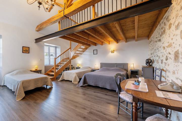Chambre d’hôte pour 6 personnes, avec jardin dans Fontenay-le-Comte - 2