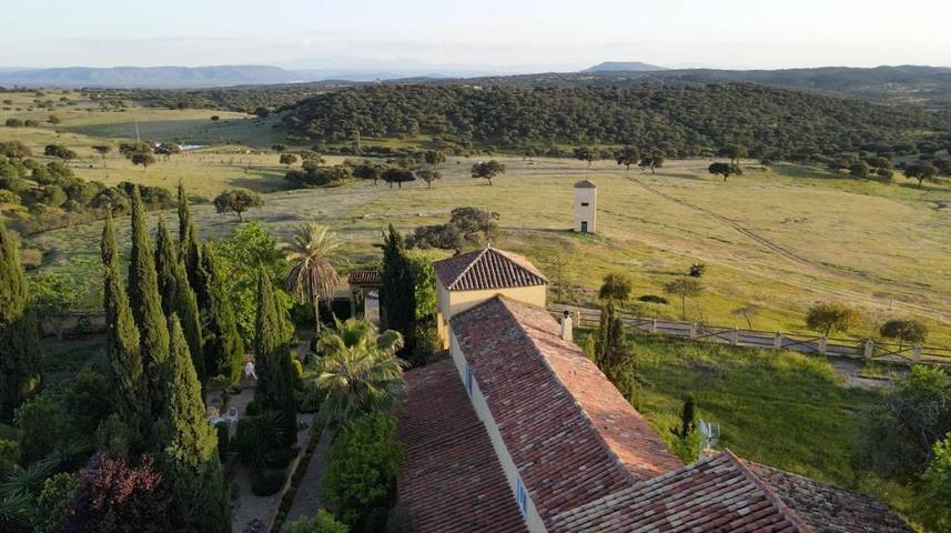 Chalet para 20 personas, con vistas además de piscina y jardín, Se admiten mascotas en Provincia de Jaén - 2