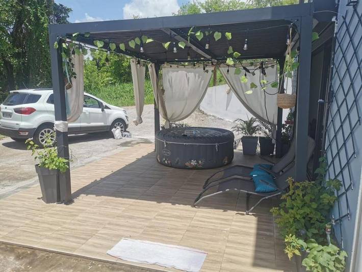 Appartement de vacances pour 2 personnes, avec jacuzzi et jardin