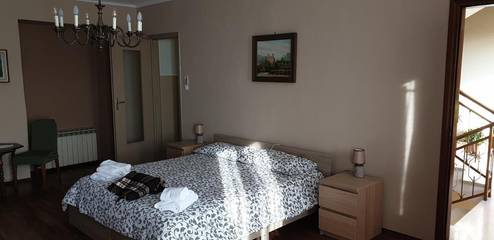 Maison d’hôte pour 3 personnes, avec jardin ainsi que terrasse et vue à Luserna San Giovanni
