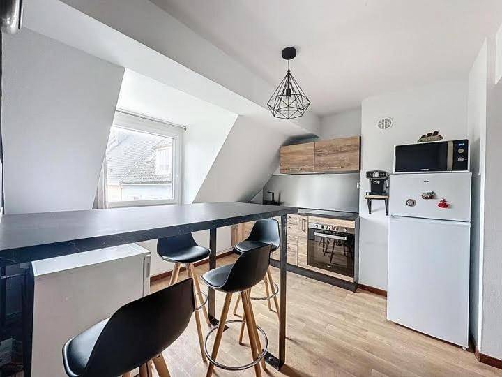 Appartement entier, One-Bedroom Apartment in Le Portel, Région de Boulogne-sur-Mer