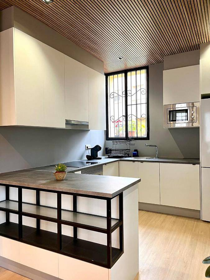 Gîte pour 4 personnes, avec terrasse et vue, adapté aux familles à Bétera - 3