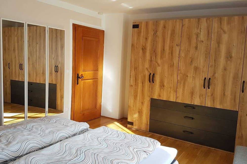 Ganze Wohnung, Ferienwohnung \"Herrlicher Ausblick\" in Moosbach - Ruhe, Stil & Natur vereint! in Moosbach, Naturpark Nördlicher Oberpfälzer Wald