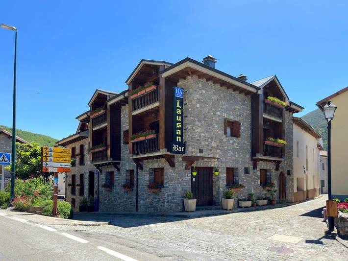 Apartahotel para 4 personas, con Balcón además de Terraza y Vistas en Provincia de Huesca