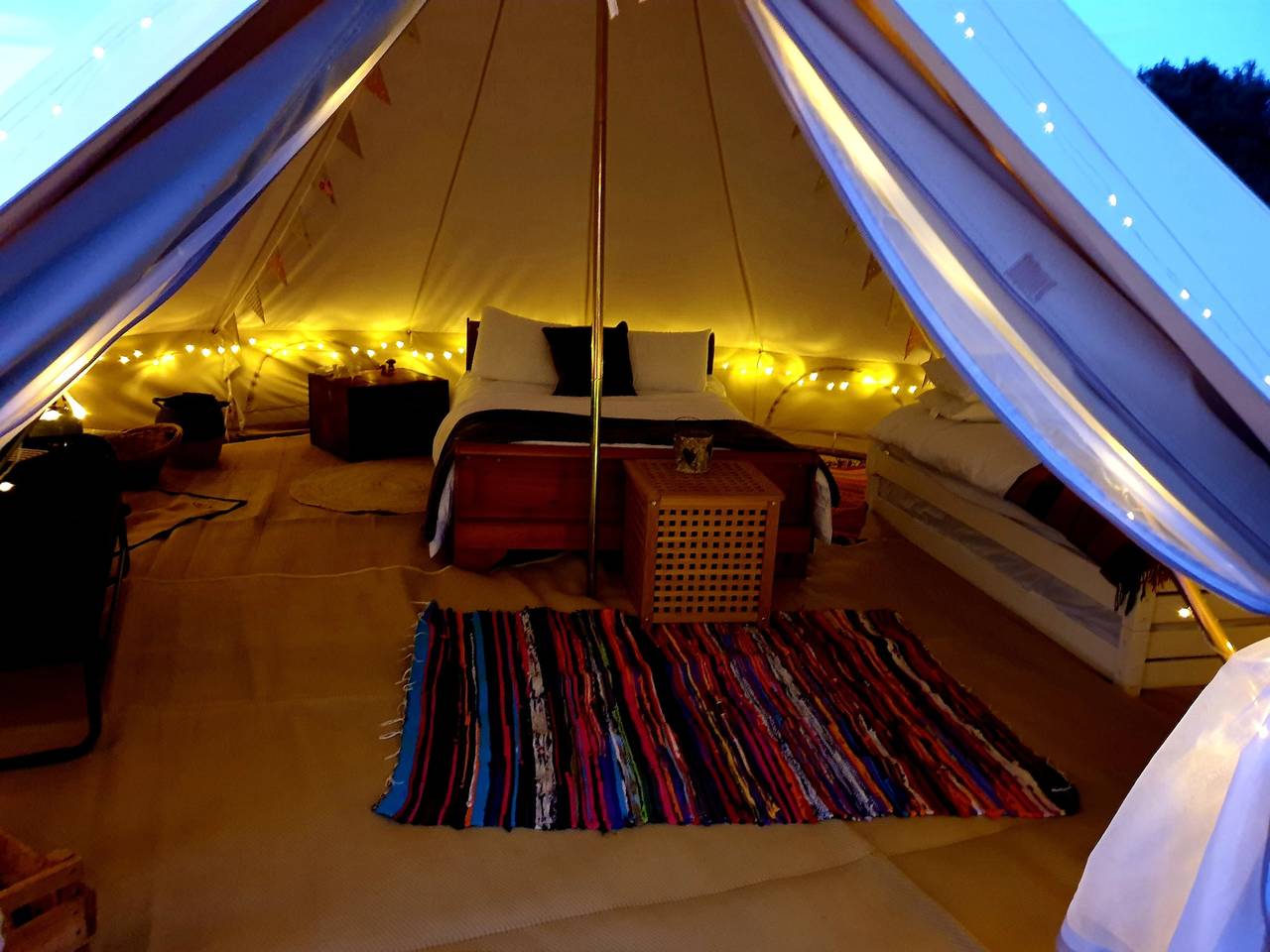 Chestnut 6m bell tent-Log burner-nr Whitby-Parking in North York Moors National Park