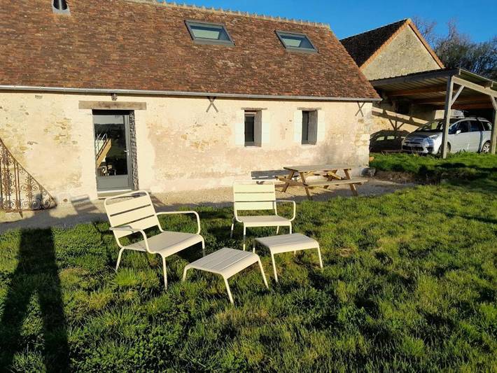 Location de vacances pour 5 personnes, avec jardin ainsi que piscine et vue, adapté aux familles à Orbigny - 4