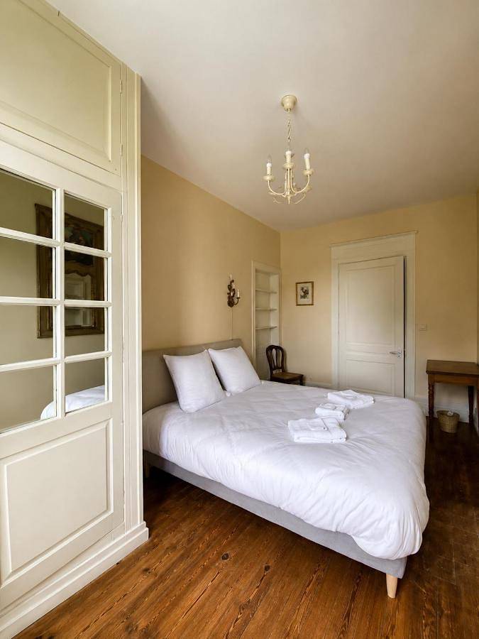 Double Room with Private Bathroom in Conty, Région d'Amiens