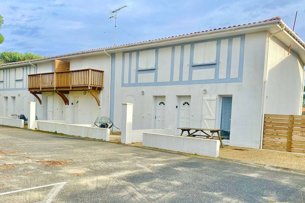 Contis plage Casas con encanto playa y río a 300 m in Contis, Saint-Julien-en-Born