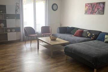 Location de vacances pour 14 personnes, avec balcon à Lavelanet