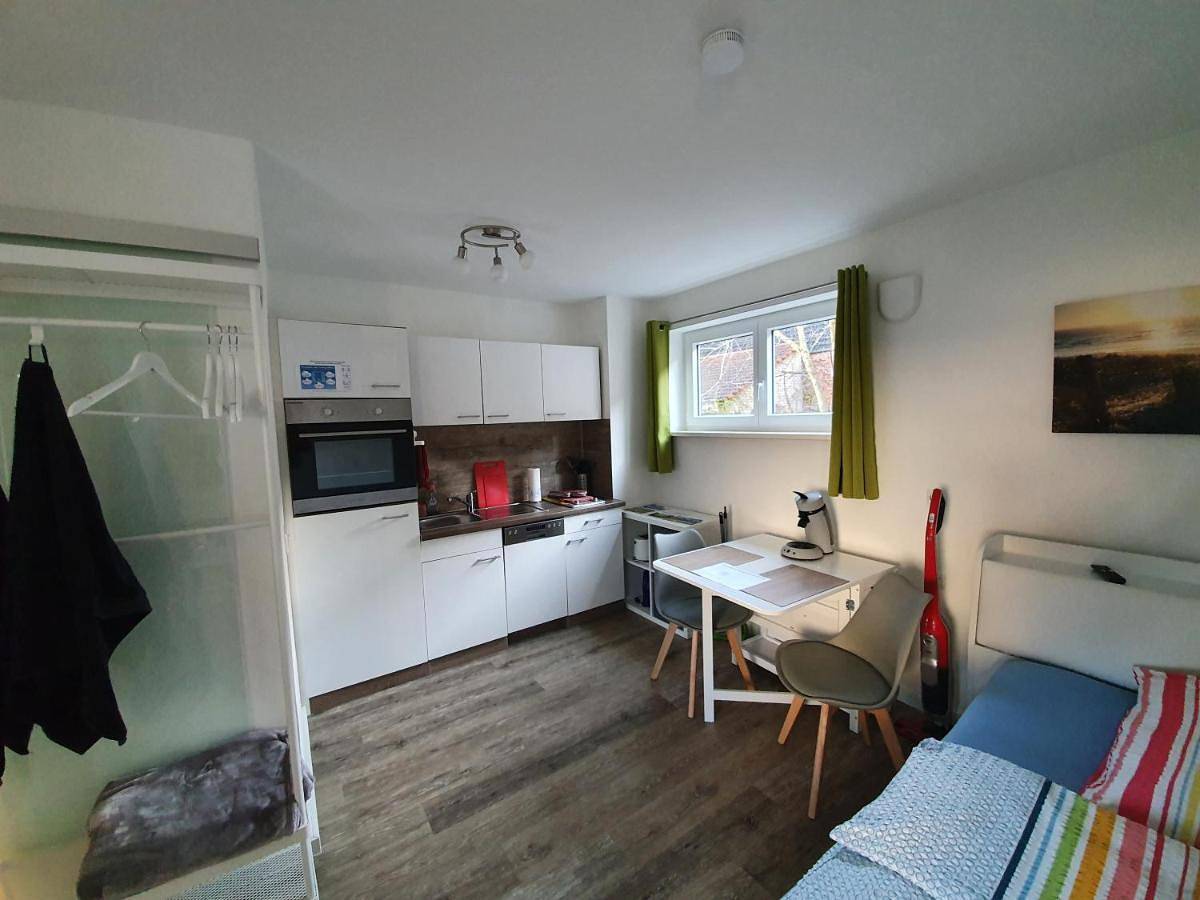 Ganze Wohnung, One-Bedroom Apartment in Obernburg am Main, Main-Odenwald