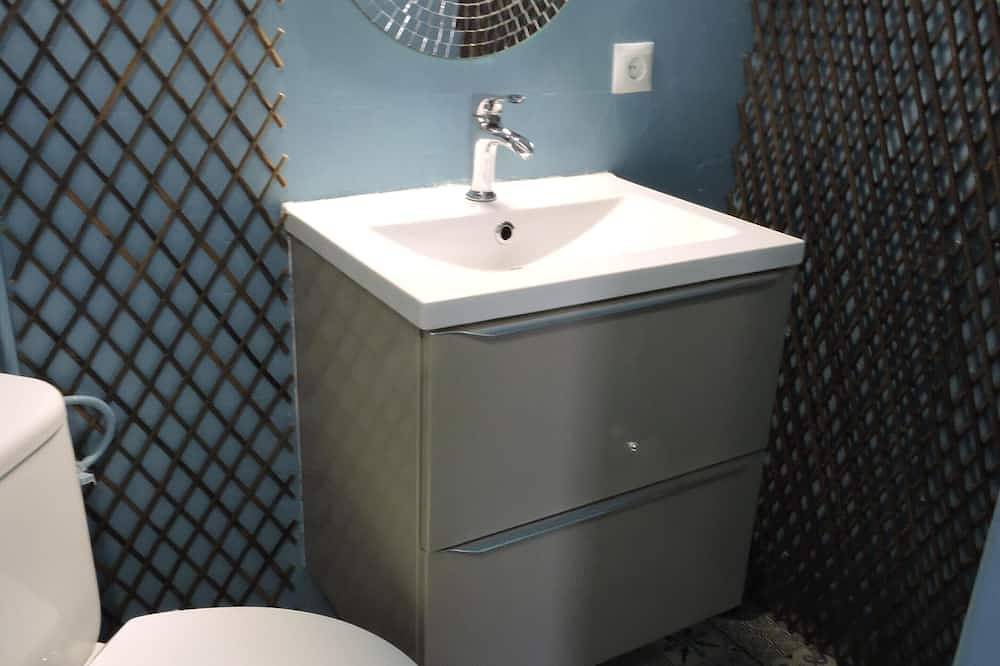 Apartamento entero, En el corazón del bonito pueblo de Bera en Navarra, en el camino hacia el paso Ibardin in Vera de Bidasoa, Pirineos