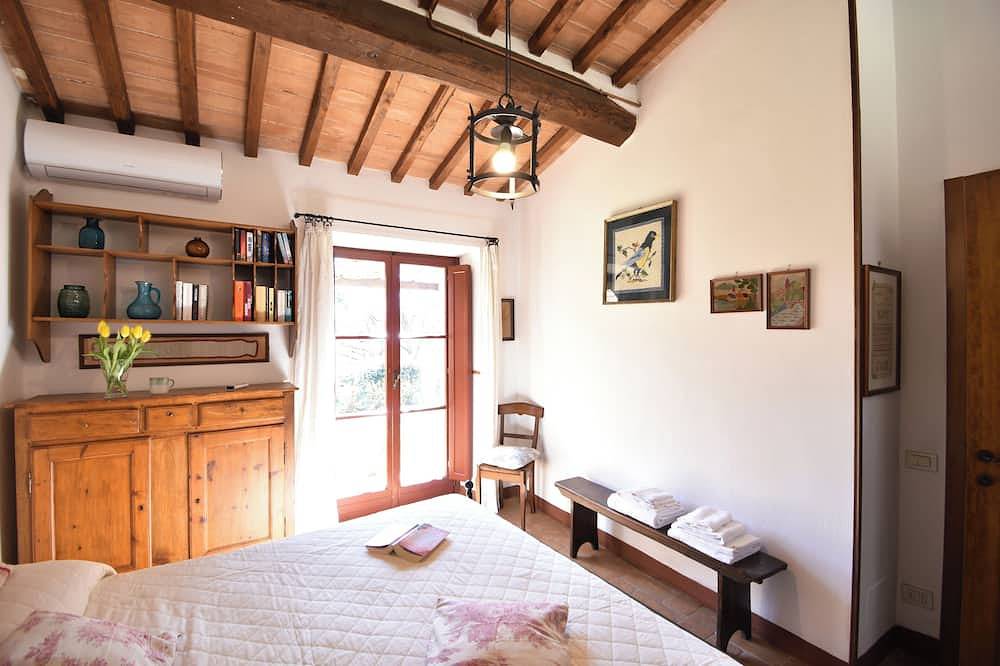 Fienile Restaurato in splendido casale con piscina, 10 minuti da Siena in Monteriggioni, Chianti