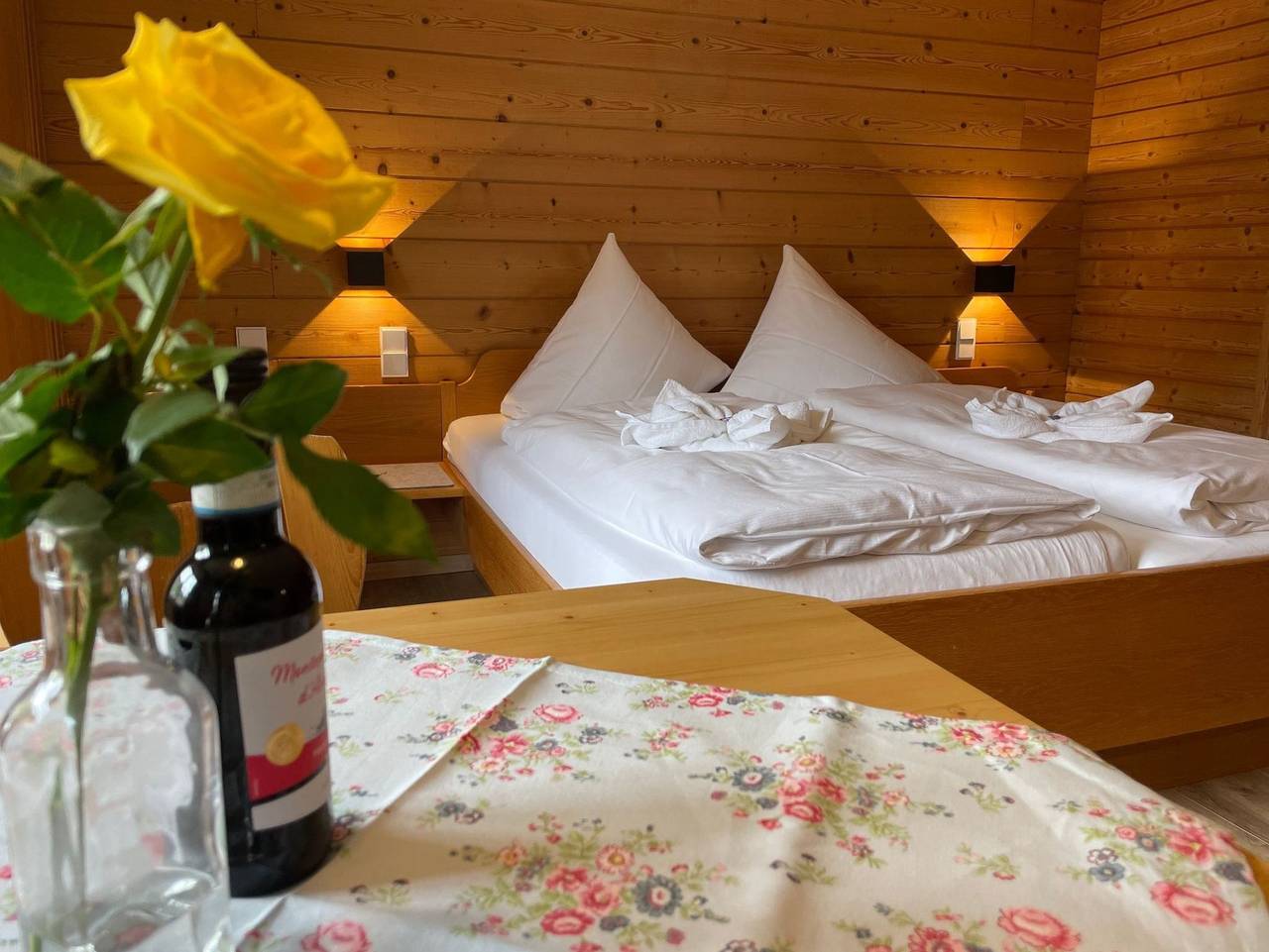 Gästehaus Holl - Doppelzimmer in Schattwald, Allgäuer Alpen (Österreich)