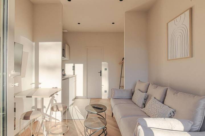 Gîte pour 2 personnes, avec vue à La Tour-de-Salvagny - 4