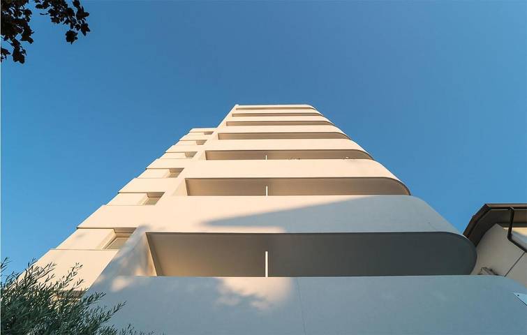 Apartamento entero, Elegante Residence Torre Bianca Apartamento de 2 dormitorios con capacidad para 5 personas in Lignano Sabbiadoro, Provincia d'Udine