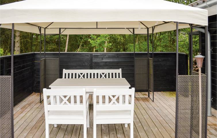 Ferienhaus für 4 Personen mit Terrasse in Lodskovvad, Ålbæk