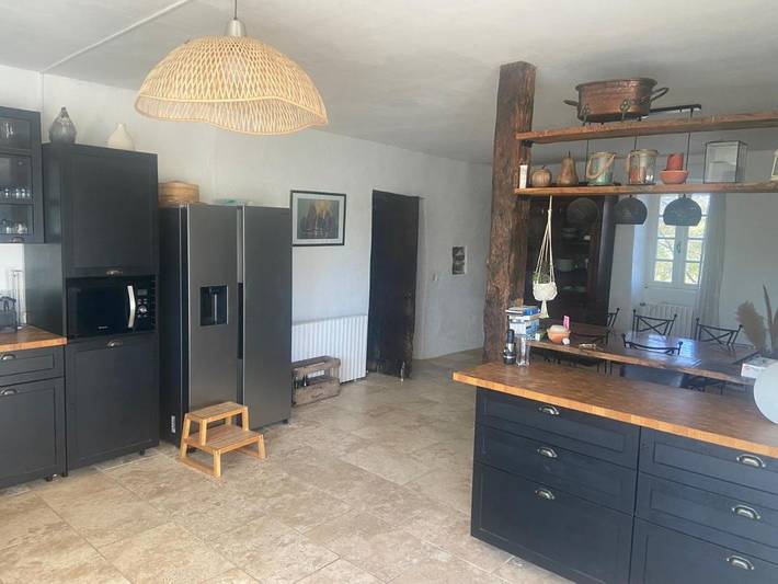 Location de vacances pour 12 personnes, avec piscine et jardin à Saint-André-de-Cruzières - 2