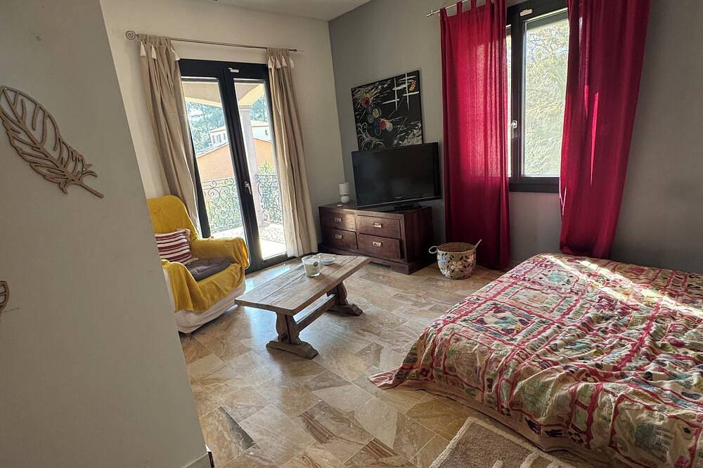 Grande villa rénovée idéale famille, au calme entre mer et villes in Boisseron, Côte méditerranéenne (France)