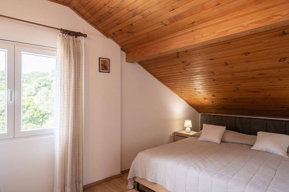 Ganze Wohnung, 3-Zimmer-Ferienwohnung am Strand Prizba, Korcula (A-23354-a) in Blato, Korcula