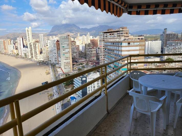 Casa rural para 6 personas, con terraza y piscina en Benidorm - 3