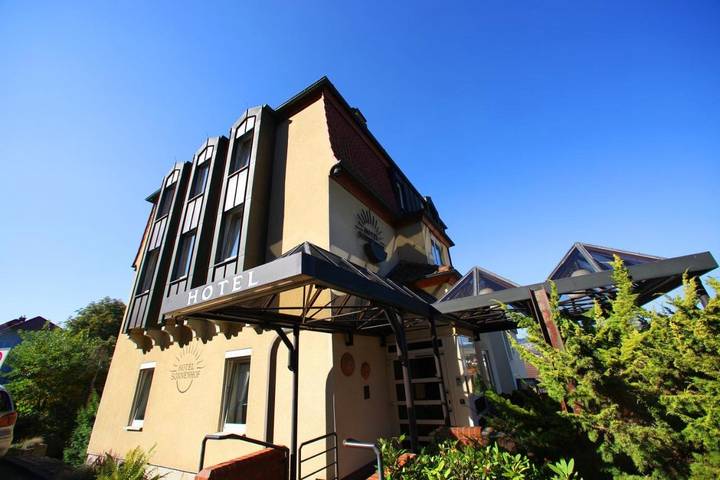 Hotel für 4 Personen, mit Balkon und Terrasse in Melsungen