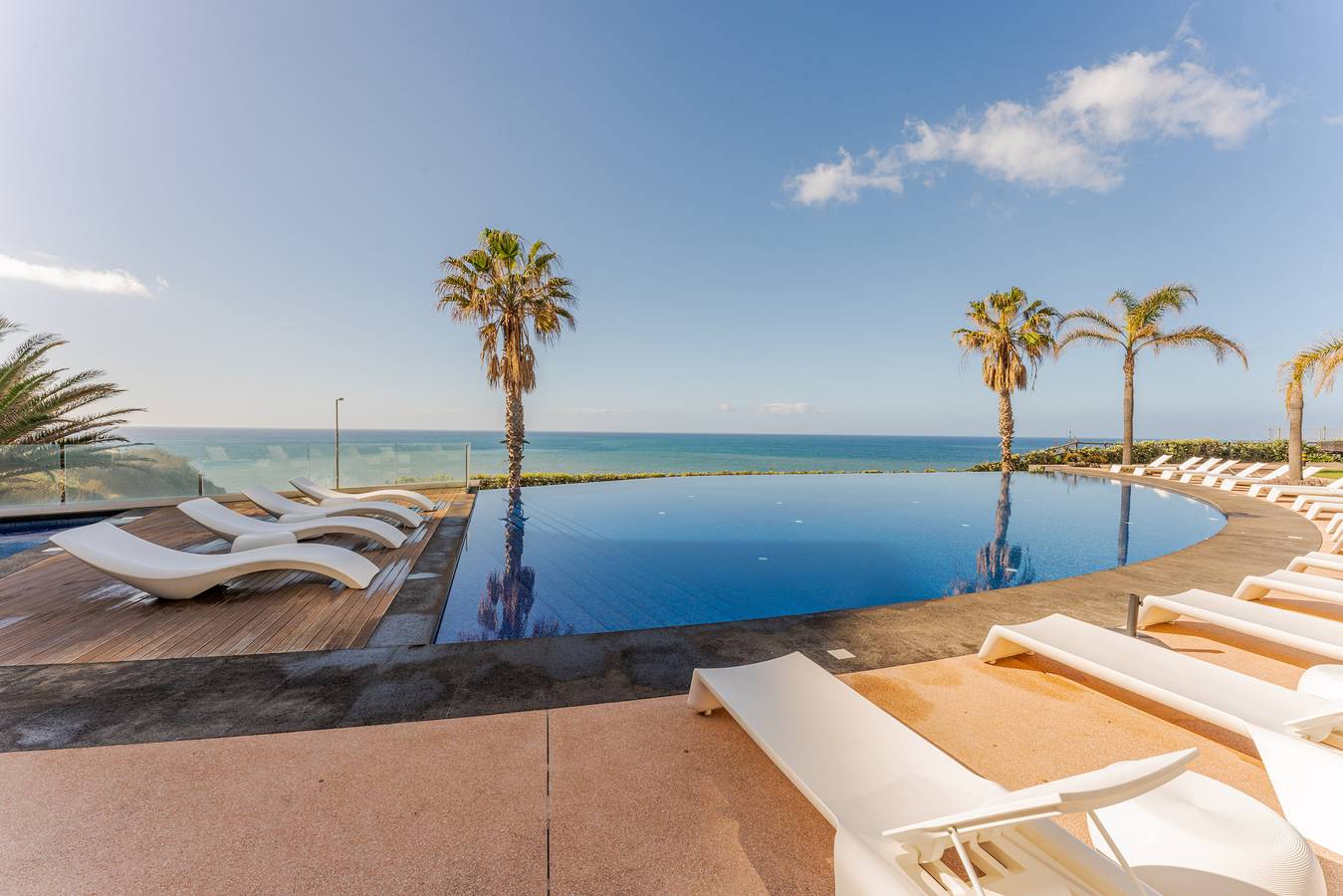 Apartamento inteiro, Flh Madeira Palace Oceanfront Luxury in São Martinho (desambiguação), Madeira