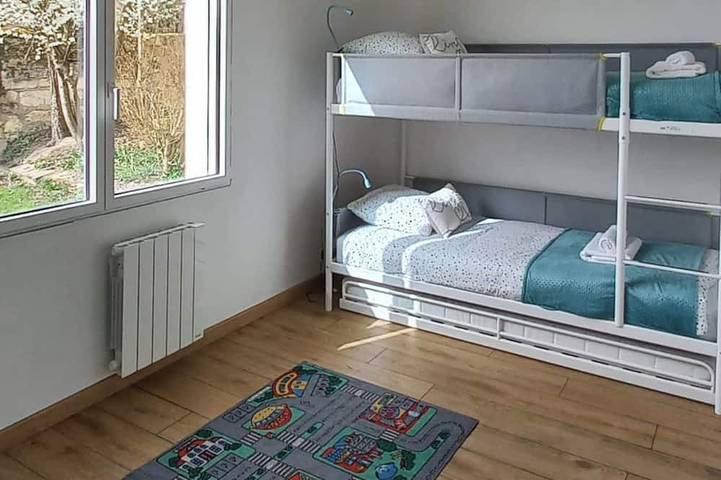 Family home for a quiet stay close to all amenities! in Montrichard Val de Cher, Región de Blois
