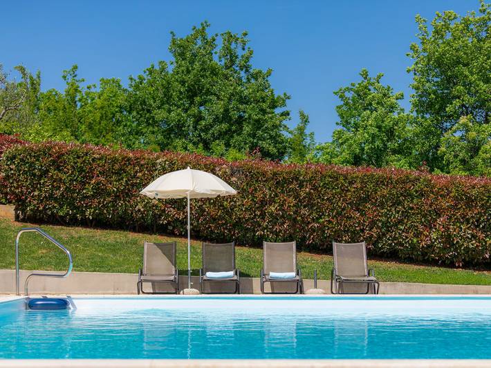 Ferienhaus für 6 Personen, mit Ausblick und Terrasse sowie Garten