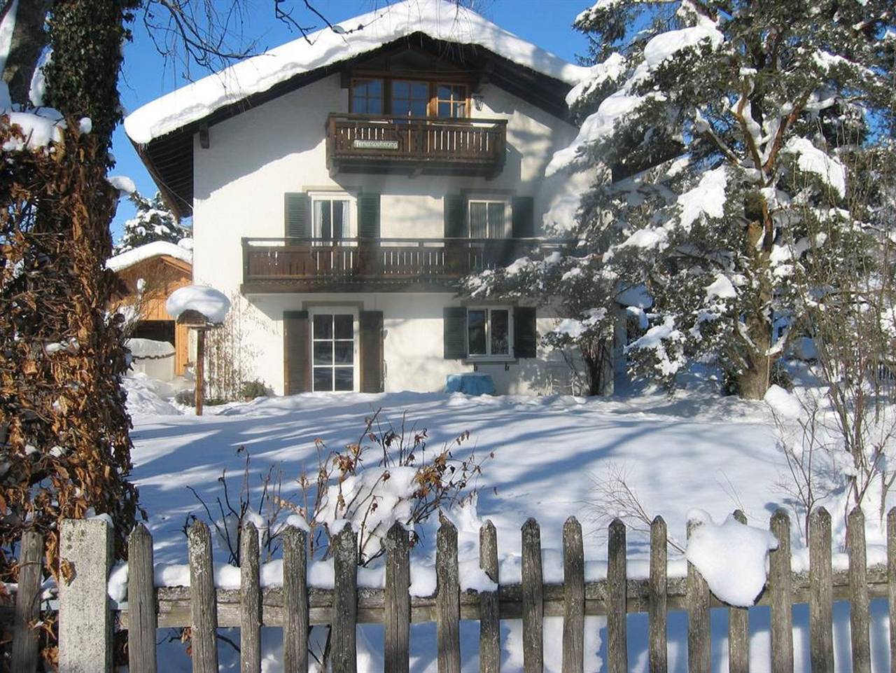Ganze Ferienwohnung, Haus Funk - Ferienwohnung Birnenlaube (2 Schlafz.) in Unterammergau, Bayerische Alpen