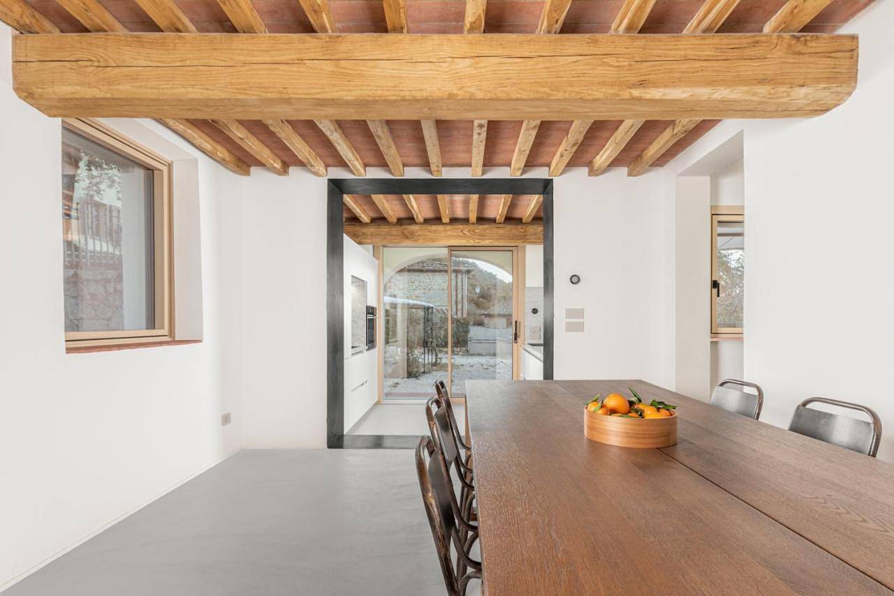 Contemporary country house in the Chianti area in Figline e Incisa Valdarno, Chianti