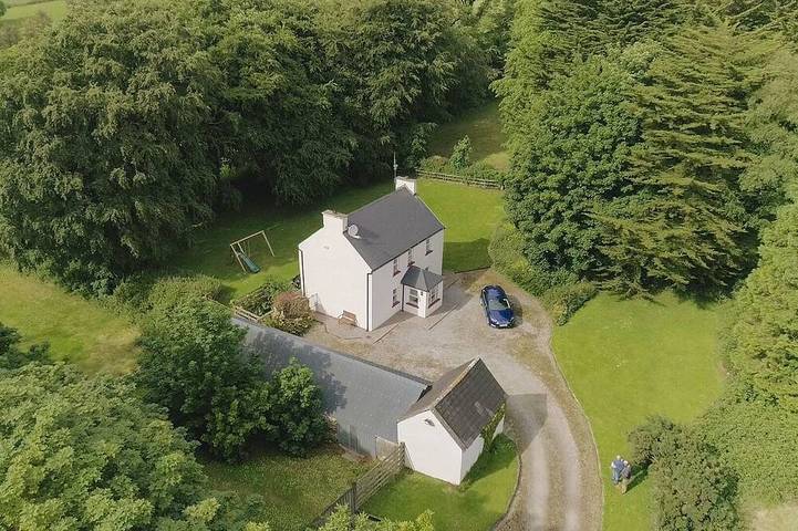 Vacation rental for 5 people, with Terrace and Yard in County Limerick