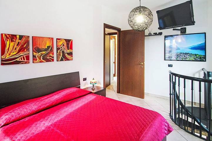 Ferienhaus für 4 Personen, mit Garten in Comune di Luino - 2