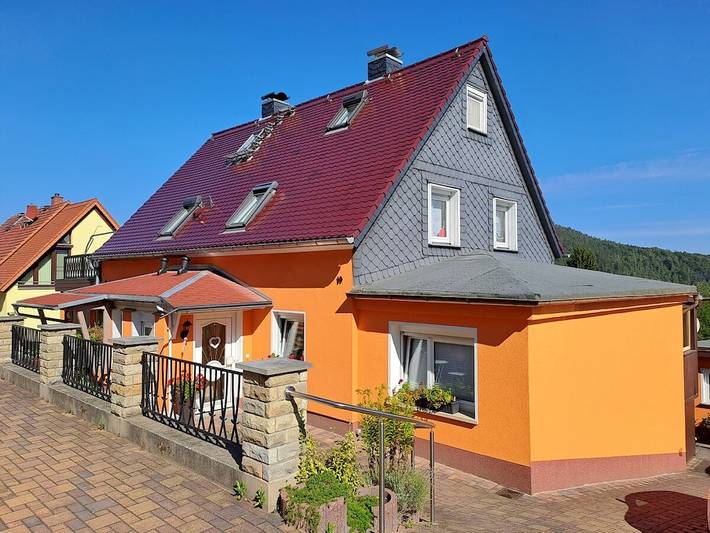 Ferienhaus für 5 Personen, mit Terrasse und Garten in Königstein