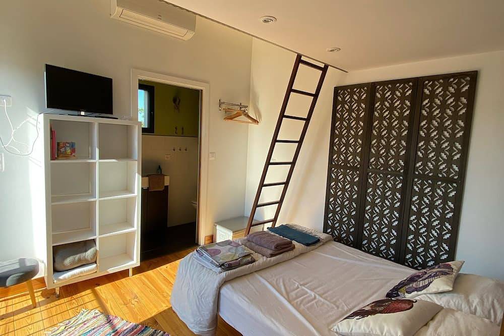 Vacation villa **** Provence- Vaucluse all comfort, private heated pool in Mondragon, Vaucluse