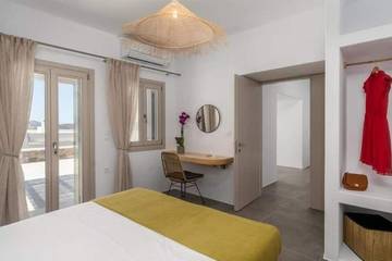 Apartment for 4 People in Milos, Cyclades, Photo 3